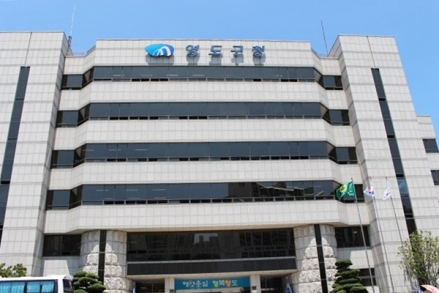 내년 영도구청 지방선거 지역 정가 요동… ‘관록의 안성민 vs 행정가 김철훈’
